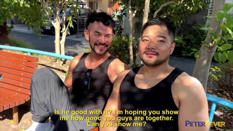 Produtor Pagou para amigos da praça fuderem e surpreendeu