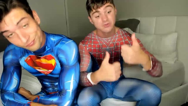 Super Homem x Homem Aranha 3