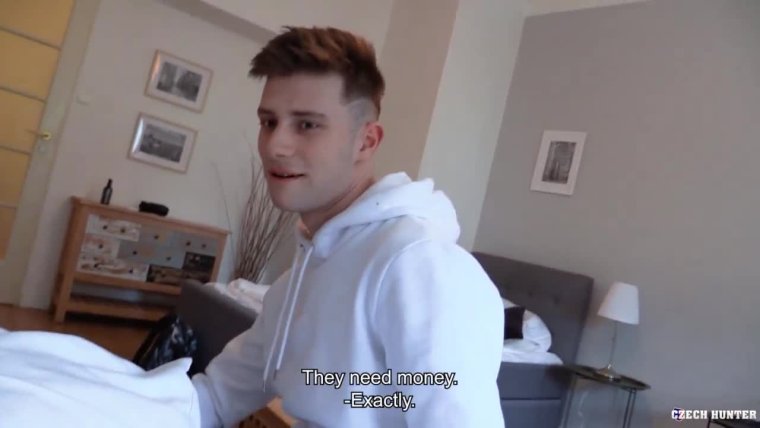 Caçador comrpu o cu de Irmãos Lavadores de Carros juntos